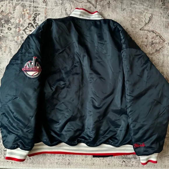 Vintage New York Bomber Jacket - Picture 5 of 9